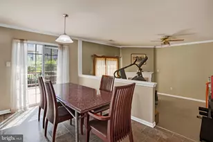 12916 McCubbin Ln, Germantown, MD 20874 - Photo 9