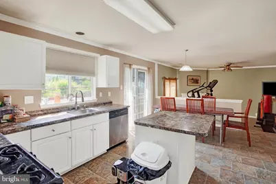 12916 McCubbin Lane, Germantown, MD 20874 - Photo 7