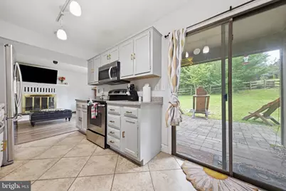 10725 Wayridge Drive, Montgomery Village, MD 20886 - Photo 15