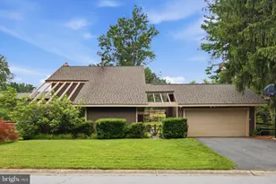 10725 Wayridge Dr, Montgomery Village, MD 20886 - Photo 1