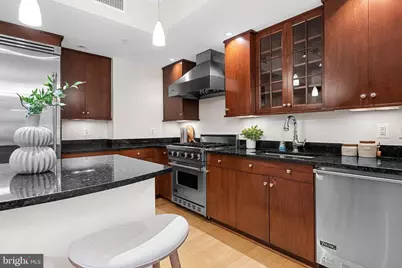 7710 Woodmont Avenue #204, Bethesda, MD 20814 - Photo 3