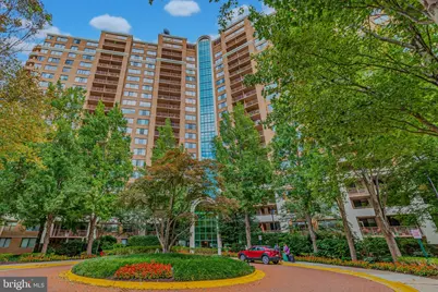 10101 Grosvenor Place #902, Rockville, MD 20852 - Photo 19