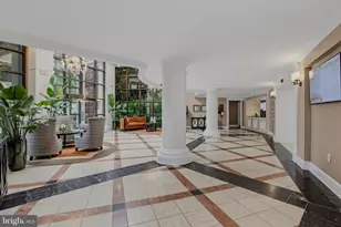 10101 Grosvenor Pl, Rockville, MD 20852 - Photo 15