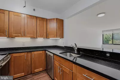 10101 Grosvenor Place #902, Rockville, MD 20852 - Photo 5