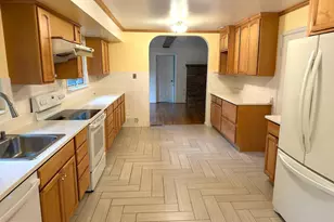 10916 Candlelight Ln, Potomac, MD 20854 - Photo 5