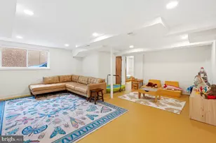 7902 Glenside Dr, Takoma Park, MD 20912 - Photo 21