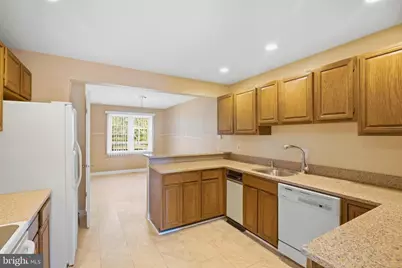 5816 Edson Lane, North Bethesda, MD 20852 - Photo 11