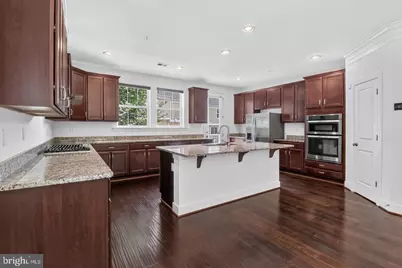 27 Fairbanks Drive, Gaithersburg, MD 20877 - Photo 1