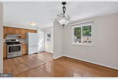 18717 Barn Swallow Terrace, Gaithersburg, MD 20879 - Photo 5