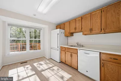 10504 Prairie Landing Terrace, Gaithersburg, MD 20878 - Photo 9