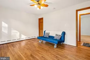 9804 Clover Ln, Rockville, MD 20854 - Photo 31