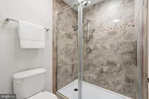 19 Butterwick Ct, Gaithersburg, MD 20886 - Photo 29