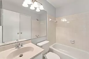 20201 Spring Haven Ct, Gaithersburg, MD 20886 - Photo 13