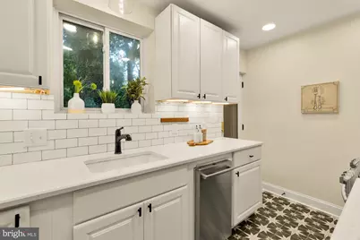 8410 Cedar Street, Silver Spring, MD 20910 - Photo 13