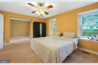 4045 Chesterwood Drive #4045, Silver Spring, MD 20906 - Photo 9