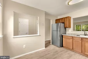 20017 Dunstable Cir, Germantown, MD 20876 - Photo 7