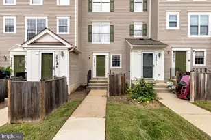 20017 Dunstable Cir, Germantown, MD 20876 - Photo 3