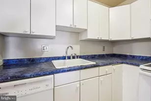 13110 Wonderland Way, Germantown, MD 20874 - Photo 17