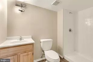 7844 Mineral Dr, Gaithersburg, MD 20877 - Photo 19