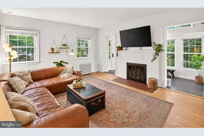 301 Pinewood Avenue, Silver Spring, MD 20901 - Photo 3