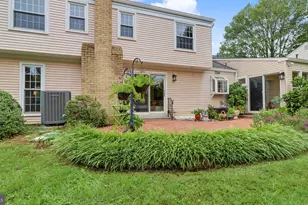 9117 Willow Pond Ln, Potomac, MD 20854 - Photo 53