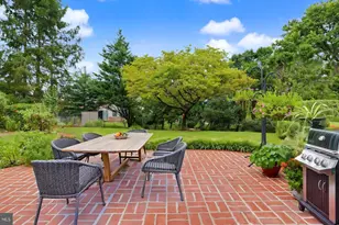 9117 Willow Pond Ln, Potomac, MD 20854 - Photo 59