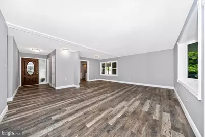 12117 Sunnyview Drive, Germantown, MD 20876 - Photo 11