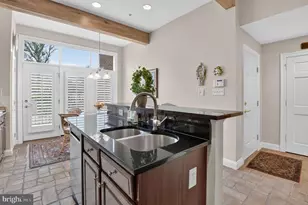 8503 Gavin Manor Ct, Chevy Chase, MD 20815 - Photo 19
