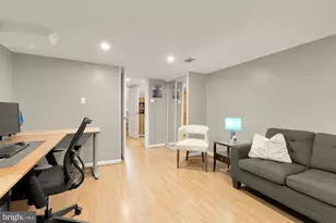 5910 Greentree Rd, Bethesda, MD 20817 - Photo 33