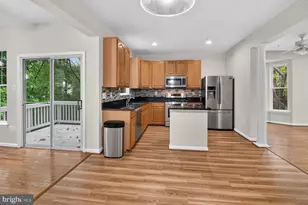 18629 Autumn Mist Dr, Germantown, MD 20874 - Photo 5