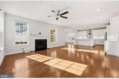 22018 Broadway Avenue, Clarksburg, MD 20871 - Photo 17