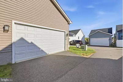 22018 Broadway Avenue, Clarksburg, MD 20871 - Photo 51