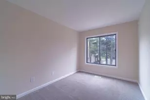 9416 Penshurst Ct, Gaithersburg, MD 20886 - Photo 7