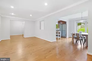 15 Grovepoint Ct, Potomac, MD 20854 - Photo 13