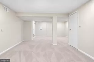 15 Grovepoint Ct, Potomac, MD 20854 - Photo 45