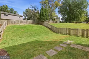 15 Grovepoint Ct, Potomac, MD 20854 - Photo 55