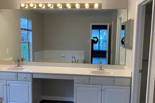 1614 Angelwing Dr, Silver Spring, MD 20904 - Photo 19