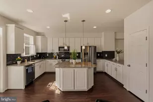 3402 Landing Way, Olney, MD 20906 - Photo 7
