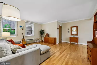 4822 Chevy Chase Drive #103, Chevy Chase, MD 20815 - Photo 7