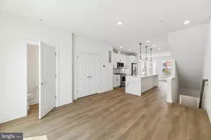 2042 Henson Norris St, Rockville, MD 20850 - Photo 13