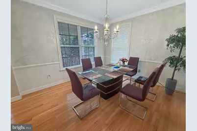 817 Royal Crescent, Rockville, MD 20850 - Photo 3