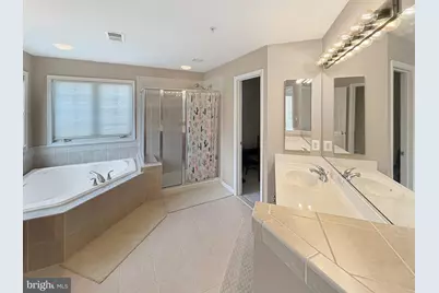 817 Royal Crescent, Rockville, MD 20850 - Photo 17
