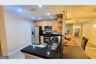20404 Shore Harbour Drive #3-B, Germantown, MD 20874 - Photo 3