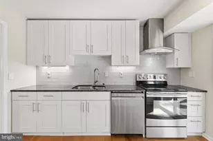 11200 Trippon Ct, North Potomac, MD 20878 - Photo 13