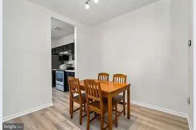 10320 Royal Woods Court, Montgomery Village, MD 20886 - Photo 9