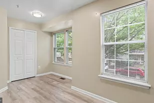 20541 Golf Course Dr, Germantown, MD 20874 - Photo 19