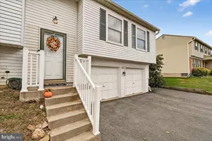 25109 Chimney House Ct, Damascus, MD 20872 - Photo 3