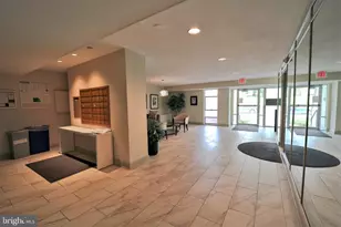 7400 Lakeview Dr, Bethesda, MD 20817 - Photo 5