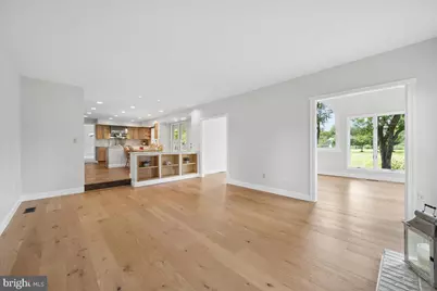 17032 Tom Fox Avenue, Poolesville, MD 20837 - Photo 29
