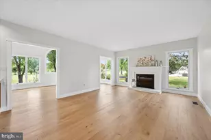 17032 Tom Fox Ave, Poolesville, MD 20837 - Photo 25